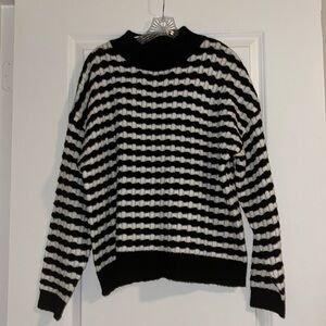 Sienna Sage Women’s Black and White Striped Sweater – Size L – Oversized Fit